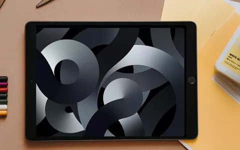 iPad Air 5 fa BOOM su Amazon: mai visto uno sconto SIMILE da Apple