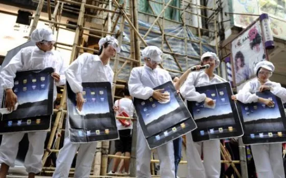Apple contribuisce agli aumenti salariali in Foxconn