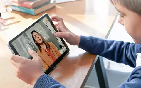 Questo tablet è una BESTIA e SPOPOLA su Amazon: eppure viene SVENDUTO a soli 57€