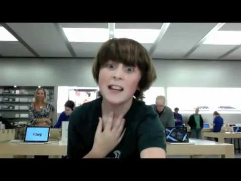 APPLE STORE DANCE TO FRIDAY!!