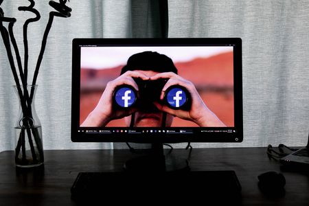 Nuova violazione Facebook: esposti milioni di numeri di telefono