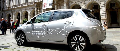 Nissan sostiene la mobilità elettrica a Torino