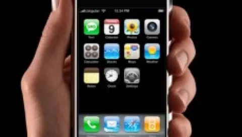 Rettifica: iPhone non invia il codice IMEI ad Apple