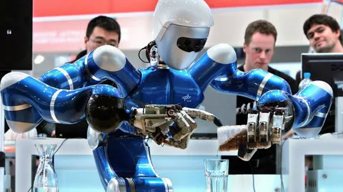 Foxconn, metà degli operai che assemblano iPhone sostituiti da robot