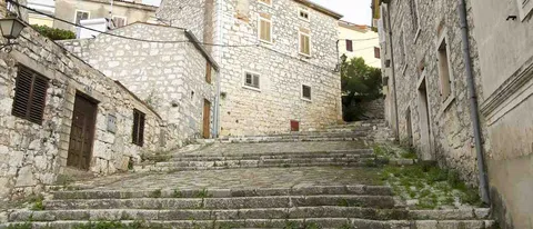 Il mio paese (da leggere 2 volte, forse 3)