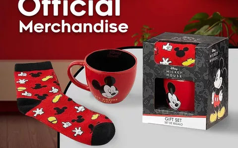 Disney SVENDE a 9€ su Amazon il set tazza e calzini TOPOLINO (Mickey Mouse)