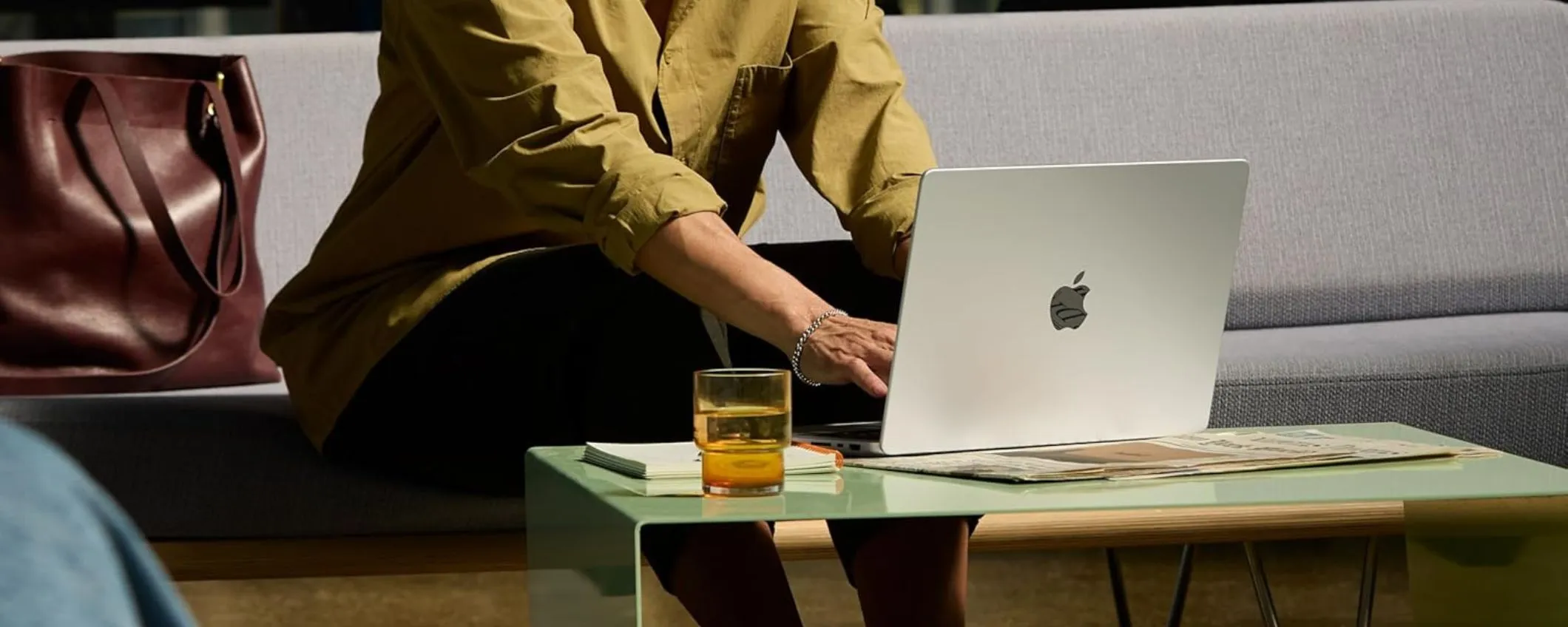 Il miglior laptop per creare contenuti è il MacBook Pro con M4 Pro e oggi è in sconto