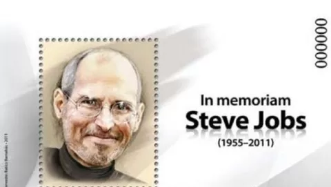 La Magyar Posta ungherese commemora Steve Jobs con un francobollo