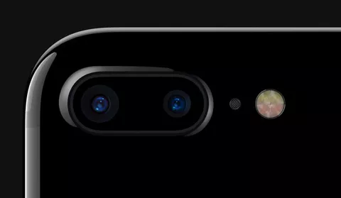 iPhone 8, Apple pensa alla fotocamera 3D a due lenti
