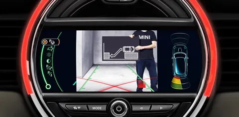 La tecnologia della MINI Cooper 2014