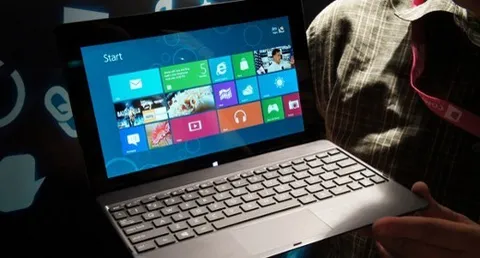 ASUS, tablet Transformer-style con Windows 8