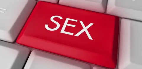 L'Islanda congela il porno online