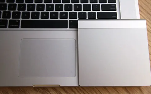 Apple testa MacBook con processore ARM e Magic Trackpad