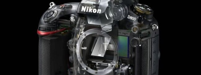 Nikon D800, assistenza per l’autofocus: il firmware non basta
