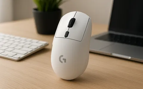 Logitech G305 Lightspeed wireless, sconto del 53% su Amazon a 34,99 euro