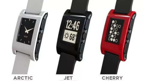 Pebble, l'orologio ePaper che funziona con l'iPhone