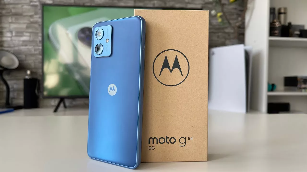 Motorola moto G54 5G, eBay SFIDA Amazon e te lo REGALA con appena 144€
