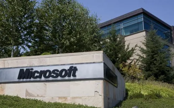 Microsoft costretta a corteggiare gli sviluppatori iOS