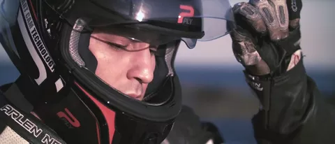 PLY, il casco smart per motociclisti