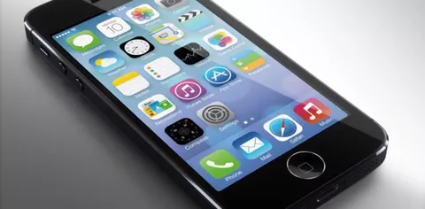iPhone 5S: il tasto Home e il rendering realistico