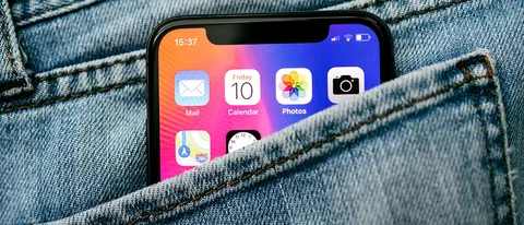 Apple, venduti 10 iPhone al secondo nel Q1 2018