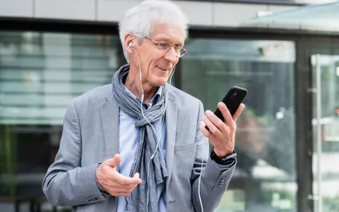 Non sei più giovanissimo? Ecco 5 impostazioni dell’iPhone che fanno al caso tuo
