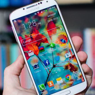 Un nuovo design per Samsung Galaxy S5 e Note 4?