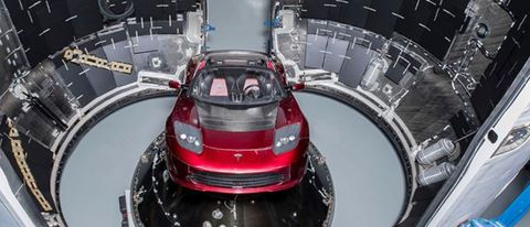 Elon Musk manderà la Tesla Roadster nello spazio