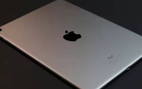 Apple iPad 10 Argento in svendita su Amazon: SOLO per OGGI lo trovi a prezzo di SALDO
