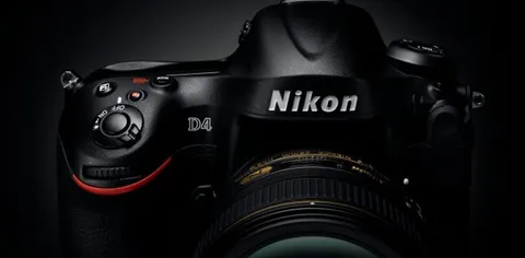 Alle Nikon D4 e Nikon 1, l'iF Product Design Award