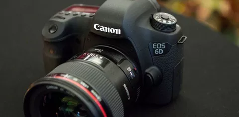 Canon EOS 6D, firmware per i problemi con YouTube