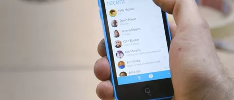 Skype 5.5 per iPhone, risposte rapide su iOS 8
