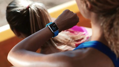 Apple Watch quasi gratis, per chi fa esercizi e dieta