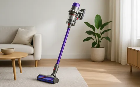 Dyson V11 Advanced, occasione d'oro al Black Friday Amazon