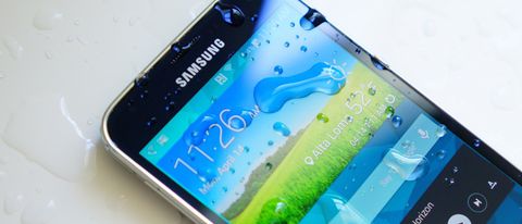 Gear Fit o cuffie Level On con  Samsung Galaxy S5