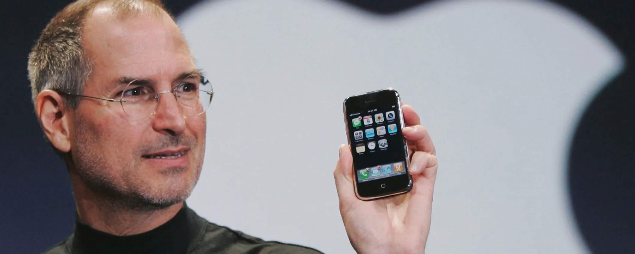 iPhone, il 9 gennaio 2007 Steve Jobs cambiava per sempre il mondo tech!