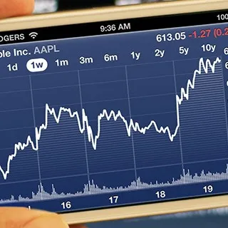 Apple in freno? Tensione fra gli analisti