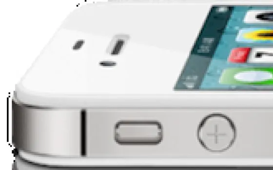 Apple sostituisce alcuni iPhone 4 bianchi coi 4S