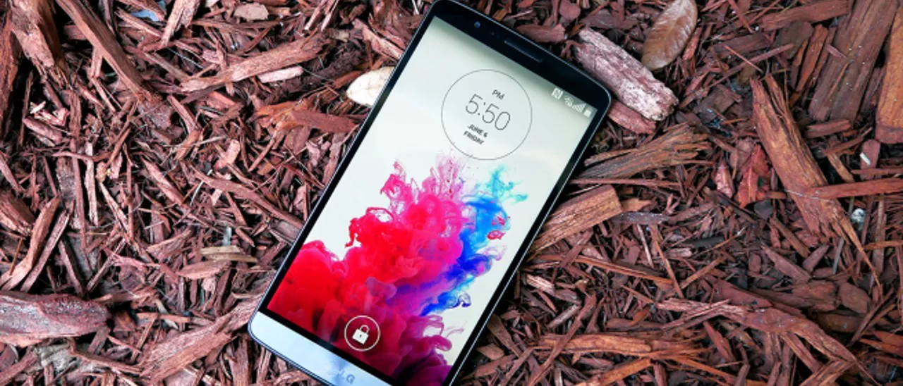 LG G4 con pennino stilo contro il Galaxy Note 4