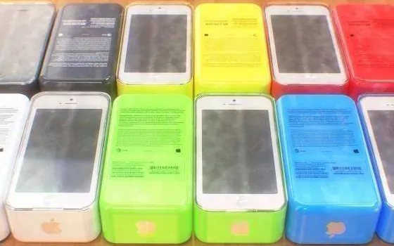 iPhone 5S e iPhone 5C in vendita entro fine settembre