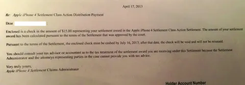 Antennagate, Apple paga i primi assegni dopo la Class Action