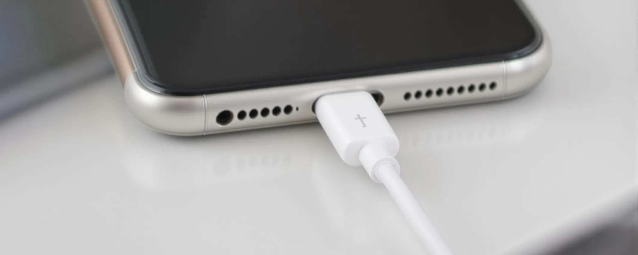 iPhone 16e: perché Apple ha escluso MagSafe dal nuovo modello