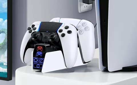 Base di ricarica Fenolical per DualSense a 17€: i tuoi controller PlayStation 5 sempre CARICHI