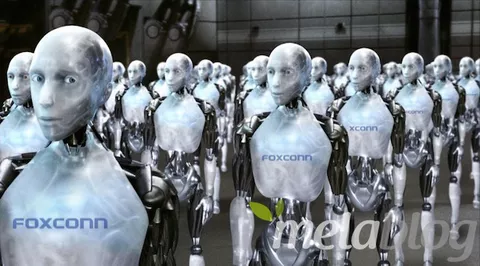 Foxbot, i robot di Foxconn avranno solo un ruolo di supporto con iPhone 6