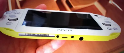 PS Vita 2000 in Italia al prezzo di 199 euro
