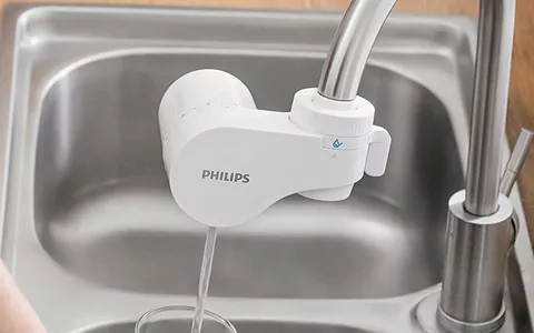 Depuratore da rubinetto Philips X-Guard: acqua pura a casa, risparmio al supermercato