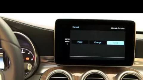 Apple CarPlay: ecco i video di Ferrari e Mercedes-Benz