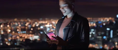 Smartphone pieghevole Samsung, video ufficiale?