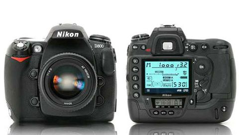 Nikon D800, secondo aggiornamento firmware in arrivo